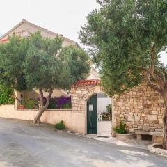 Apartment Ana-2 by Interhome