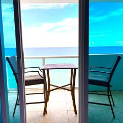 Castle 1527 Studio Balcony Direct Beach Access, Pool, Tennis, Free Parking