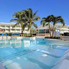 The Signature Level at Grand Palladium Lady Hamilton Resort & Spa- All Inclusive