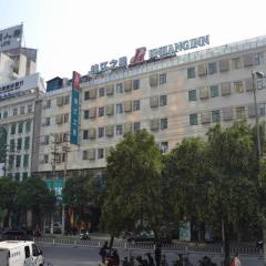 Jinjiang Inn Nanchang Bayi Square Yongshu Road