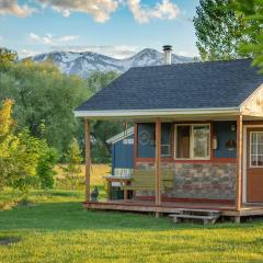 Off Grid Cottage On ALPACA Hobby Farm