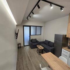 GREKO HOME 2 WITH FREE PRIVATE PARKINg