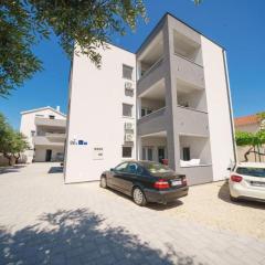 Apartments Dobrenić