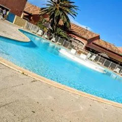 MARINA DES ANGES entre mer et étangs avec piscine