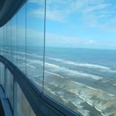 Apto frente mar maravilhoso centro mongaguá