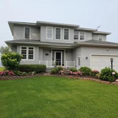 Waterfront Oneida Lake Lux House