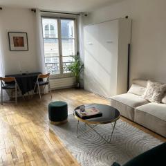 Charming Studio in heart of Saint Germain!