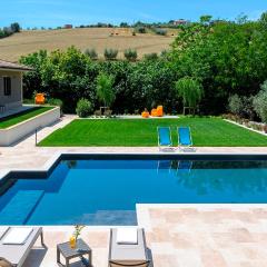 VILLINO LE MOIE 4&2, Emma Villas