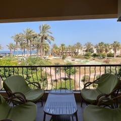 Sea view chalet at Laguna bay sokhna