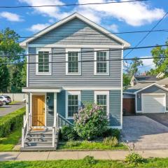 Azure Loft by Saratoga Stays