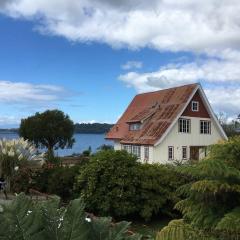 Espectacular Casa Histórica Frente Lago Llanquihue