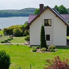 Dom nad jeziorem - Natalia