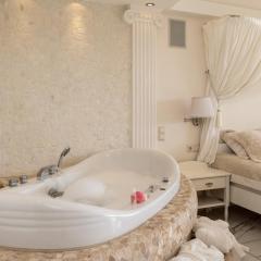 #1 Luxury Jacuzzi Penthouse In Quiet Centre Riga