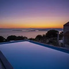 Villa Vouno - luxury and privacy in the Aegean