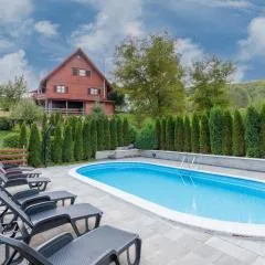 Heated Pool Chalet Zavrh 1 - Happy Rentals
