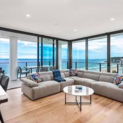 Luxury 3 Bedroom High Floor Ocean View Apartment