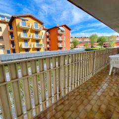 Flat in a residence with pool