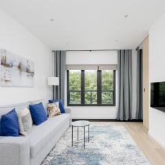 Modern Apartment Grzybowska 37 in the Centre of Warsaw by Noclegi Renters