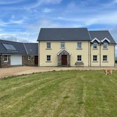 Pylewell Farm Rhossili, comfortable pet friendly couples getaway