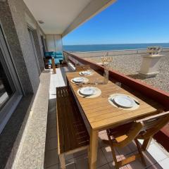 Appartement 3 Pièces avec Terrasse et Vue Mer - FR-1-716-2