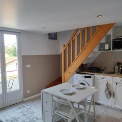 2 pieces en Duplex à 5 minutes de la plage N2