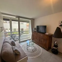 Superbe studio climatisé sur le port de Hyeres