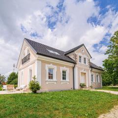 Holiday Home Evelin with Krka view