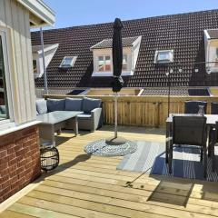 The terraced house