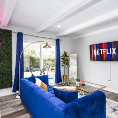 Luxury 4 Bedroom House Mins to Disney! Game Room