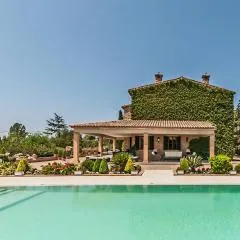 Villa Santa María Dreams AWARDED 2025