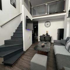 Elegant Loft 1