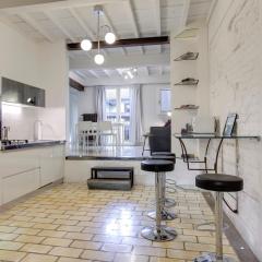 Victor Apartment by Mamo Florence