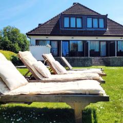 Strandnahe & hochwertige Ferienunterkunft, mit Gartenzugang, Parkplatz und Fahrradunterstellplatz