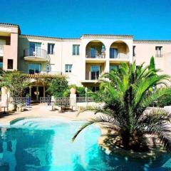 Studio, Piscine, tennis