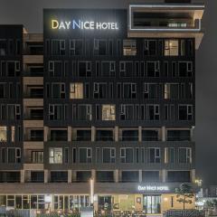 Daynice hotel