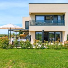 Luxury Apartments BRIGITTA with whirlpool in Umag