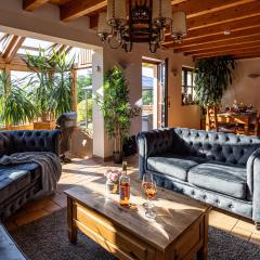 Wellnessparadies mit Sauna und Whirlpool