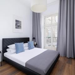 2-Bedroom Apartment With Balcony - Długa 65 street