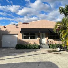4Bed 3Bath Coral Gables Area Stunning With Hot Tub