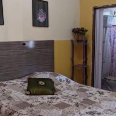 Hospedaria Recanto do Bem-te-vi - Kitinete e suite