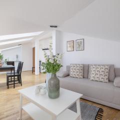 Studio apartment with AC - Długa 65 street