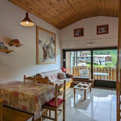 Duplex au centre de La Clusaz, balcon sud, proche pistes et commerces - FR-1-459-119