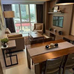 Monarch Suites at Padgett Cebu w/ pool near Ayala