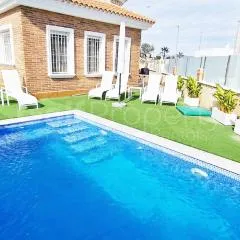Beautiful and Peacefull 3 Bed Villa with Private Pool, AC, Wi-Fi
