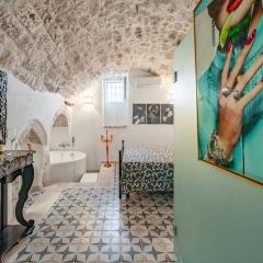 Donna Alfa Suite by Rentbeat