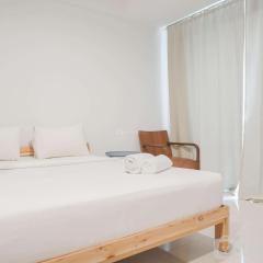 Gorgeous and Cozy Studio at West Vista Apartment By Travelio