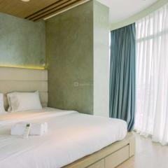 Spacious and Homey 2BR at Tree Park City Cikokol Apartment By Travelio