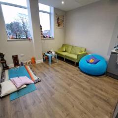 Stylish and spacious new flat