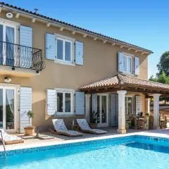 Nice Home In Smoljanci With Wifi