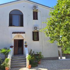 Apartment Maro and Studio Nora